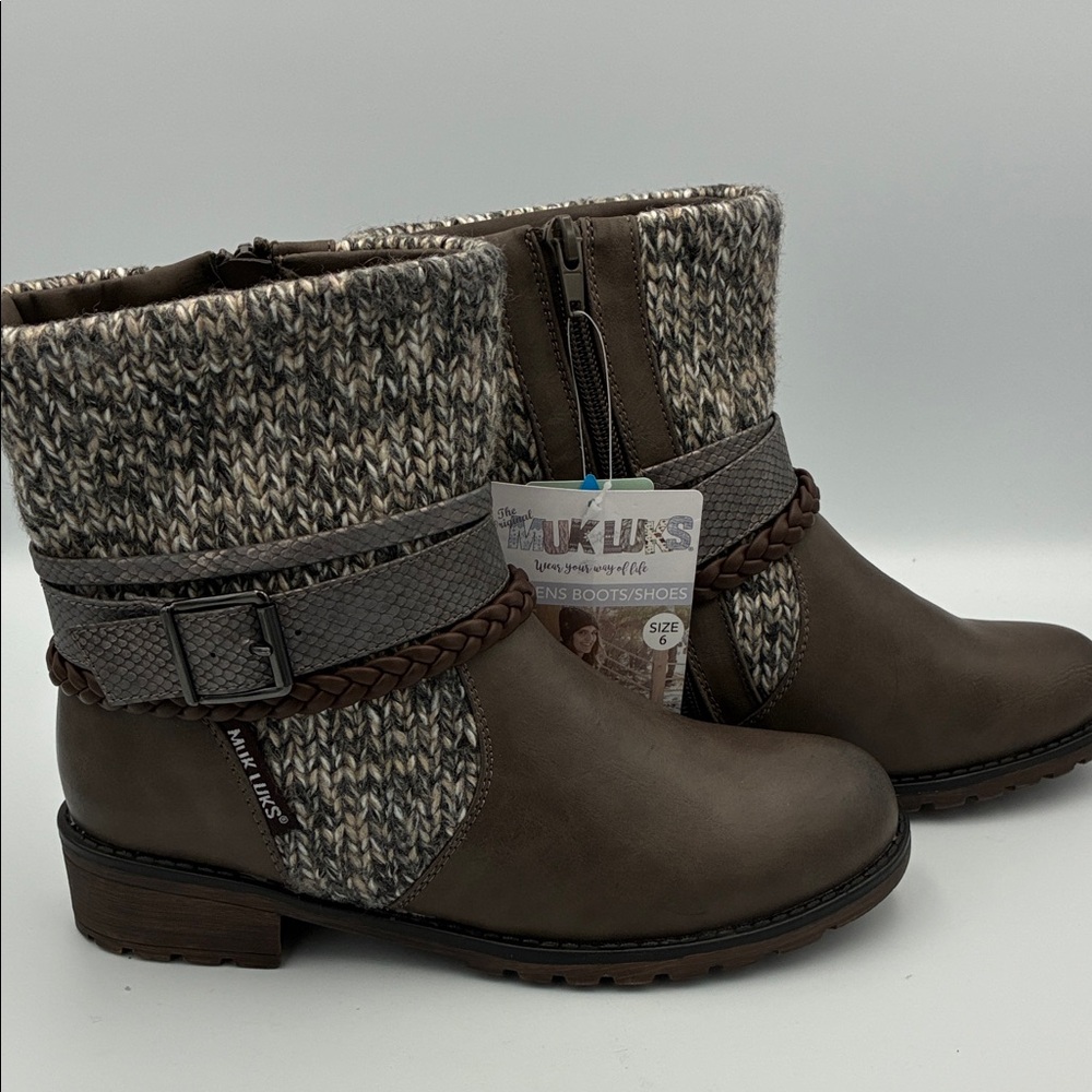 Muk Luks Women's Size 6 Knit Cuff Brown and Grey Boots NWT